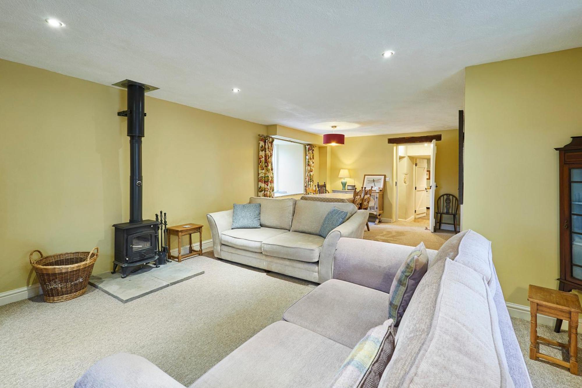 Host & Stay - Tithe Barn Cottages Easington Номер фото